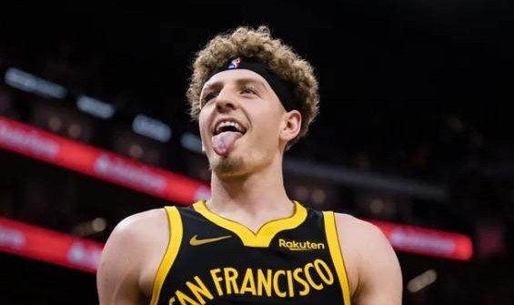 开云Kaiyun官网入口-波杰下起三分雨彻底打疯 勇士大胜背后另藏野心