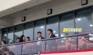 王晓瑞：昨日东亚杯期间，宋凯与韩国足协主席郑梦奎交流