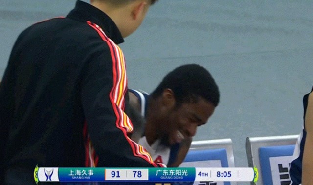 开云体育官网-萨姆纳伤情更新！问题不大不用担心！|广东|篮板|nba|比赛|受伤_新浪体育_新浪新闻