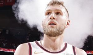 场均11.9分钟4.8分~火记：火箭将裁兰代尔 数支球队表示有意签约